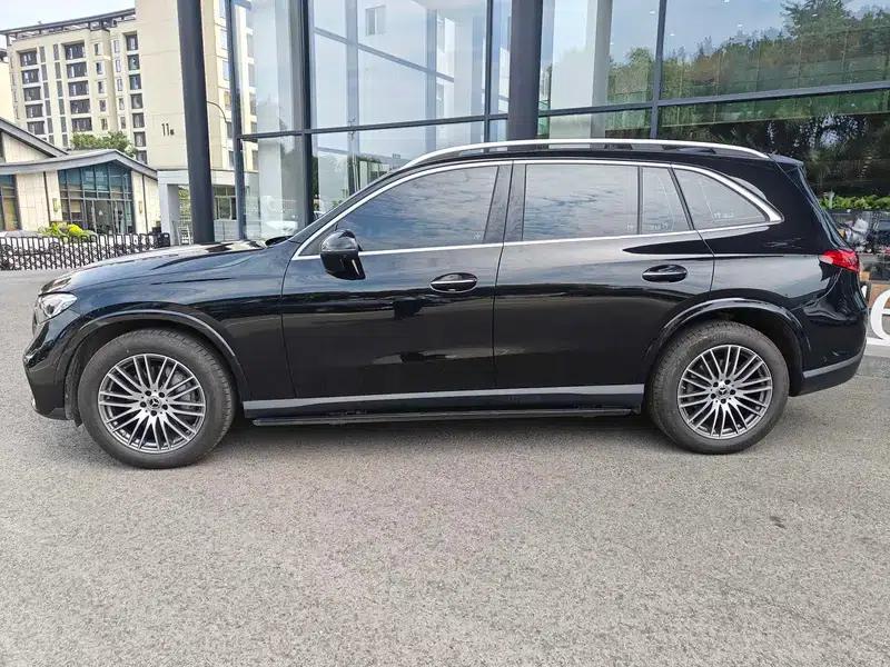 2024 Mercedes-Benz GLC 300 L 4MATIC Dynamic 5-seater — миниатюра 4