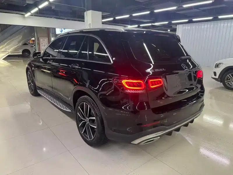 2020 Mercedes-Benz GLC 260 L 4MATIC Luxury — миниатюра 4