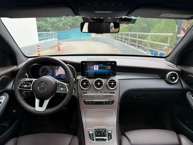 2020 Mercedes-Benz GLC 300 L 4MATIC Dynamic — миниатюра 10