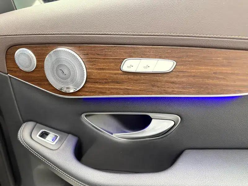 2021 Mercedes-Benz GLC 300 L 4MATIC Dynamic — миниатюра 13