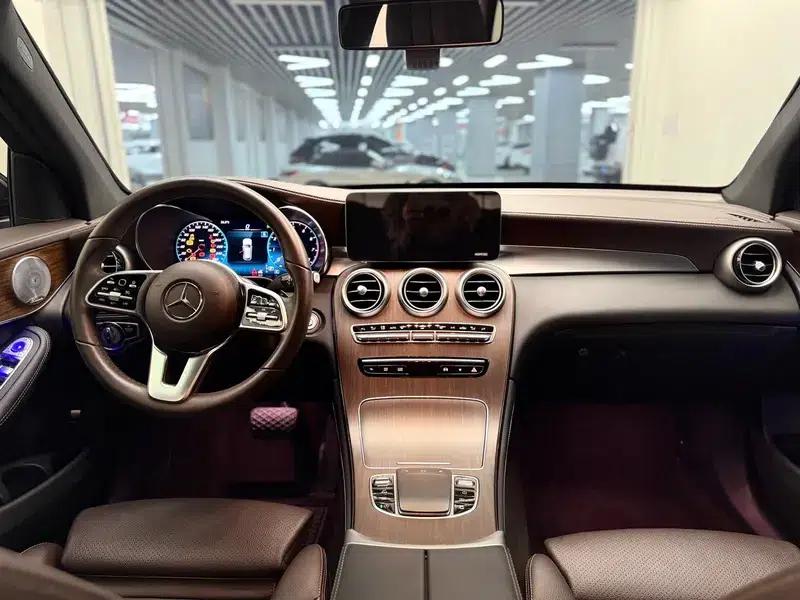 2021 Mercedes-Benz GLC 300 L 4MATIC Dynamic — миниатюра 16
