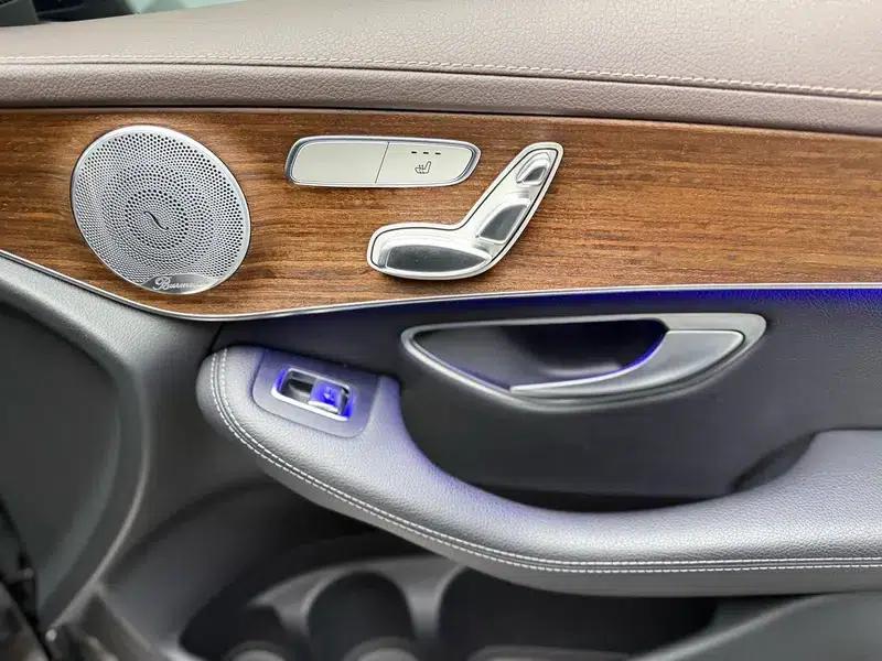 2021 Mercedes-Benz GLC 300 L 4MATIC Dynamic — миниатюра 10