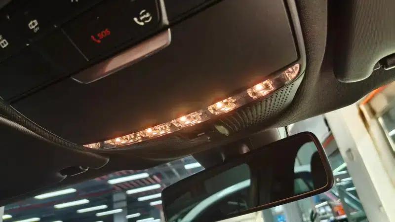 2020 Mercedes-Benz GLC 260 L 4MATIC Luxury — миниатюра 19