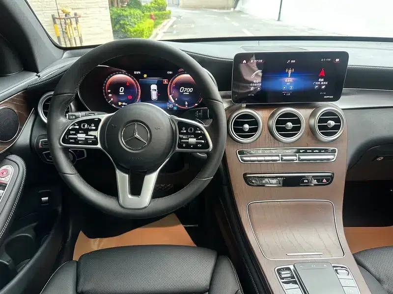 2020 Mercedes-Benz GLC Facelift: GLC 260 L 4MATIC Luxury — миниатюра 23