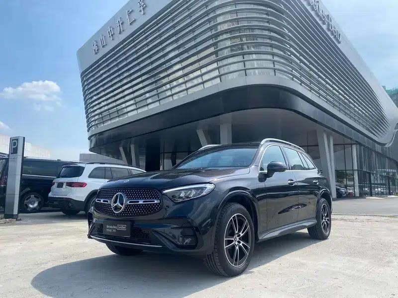2025 Mercedes-Benz GLC 260 L 4MATIC Luxury 5-seater — миниатюра 1