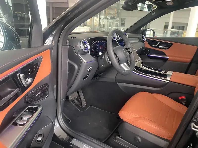 2025 Mercedes-Benz GLC 260 L 4MATIC Luxury 5-seater — миниатюра 14
