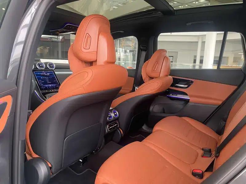 2025 Mercedes-Benz GLC 260 L 4MATIC Luxury 5-seater — миниатюра 15