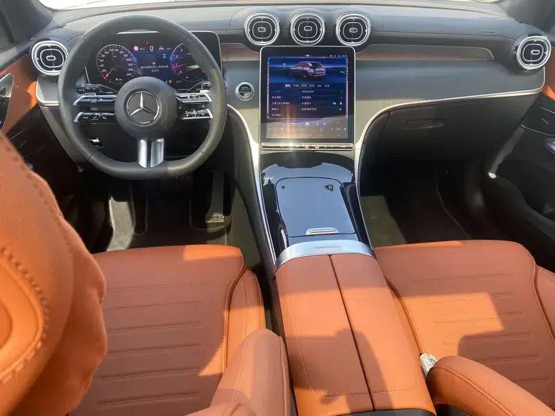 2025 Mercedes-Benz GLC 260 L 4MATIC Luxury 5-seater — миниатюра 8