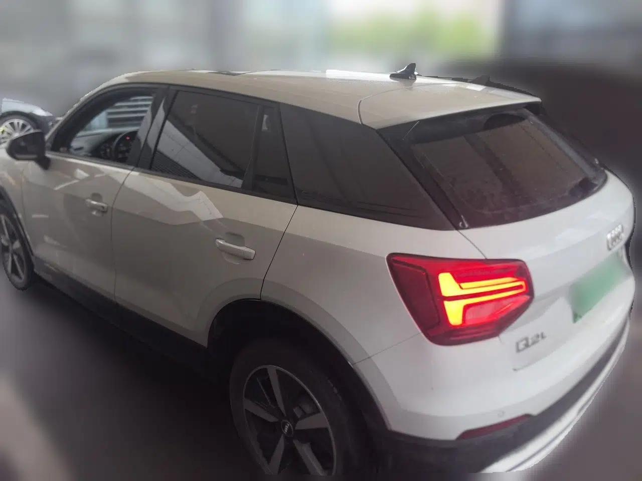 Audi Q2L e-tron 2019 Q2L e-tron Pure Electric Smart Style — миниатюра 3