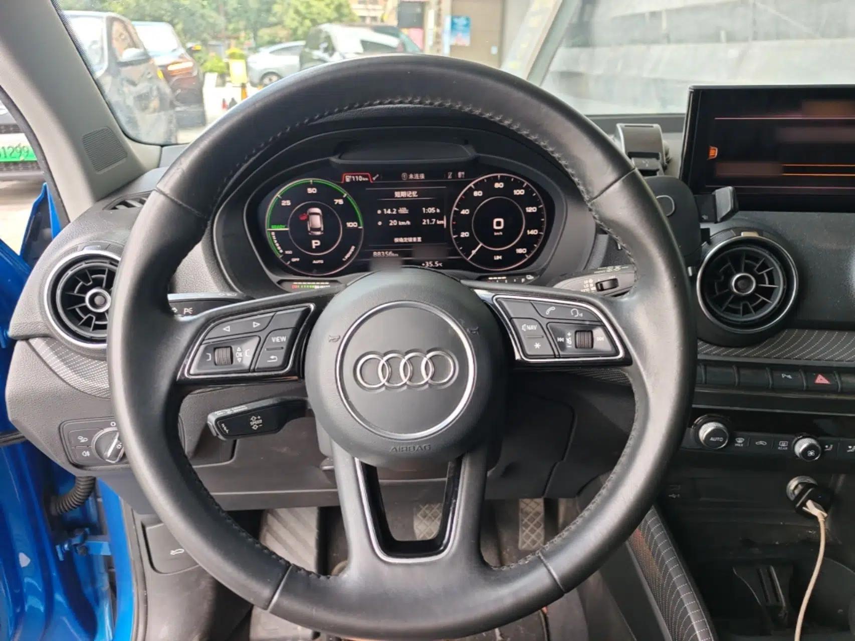 Audi Q2L e-tron 2019 Q2L e-tron Pure Electric Smart Style — миниатюра 13