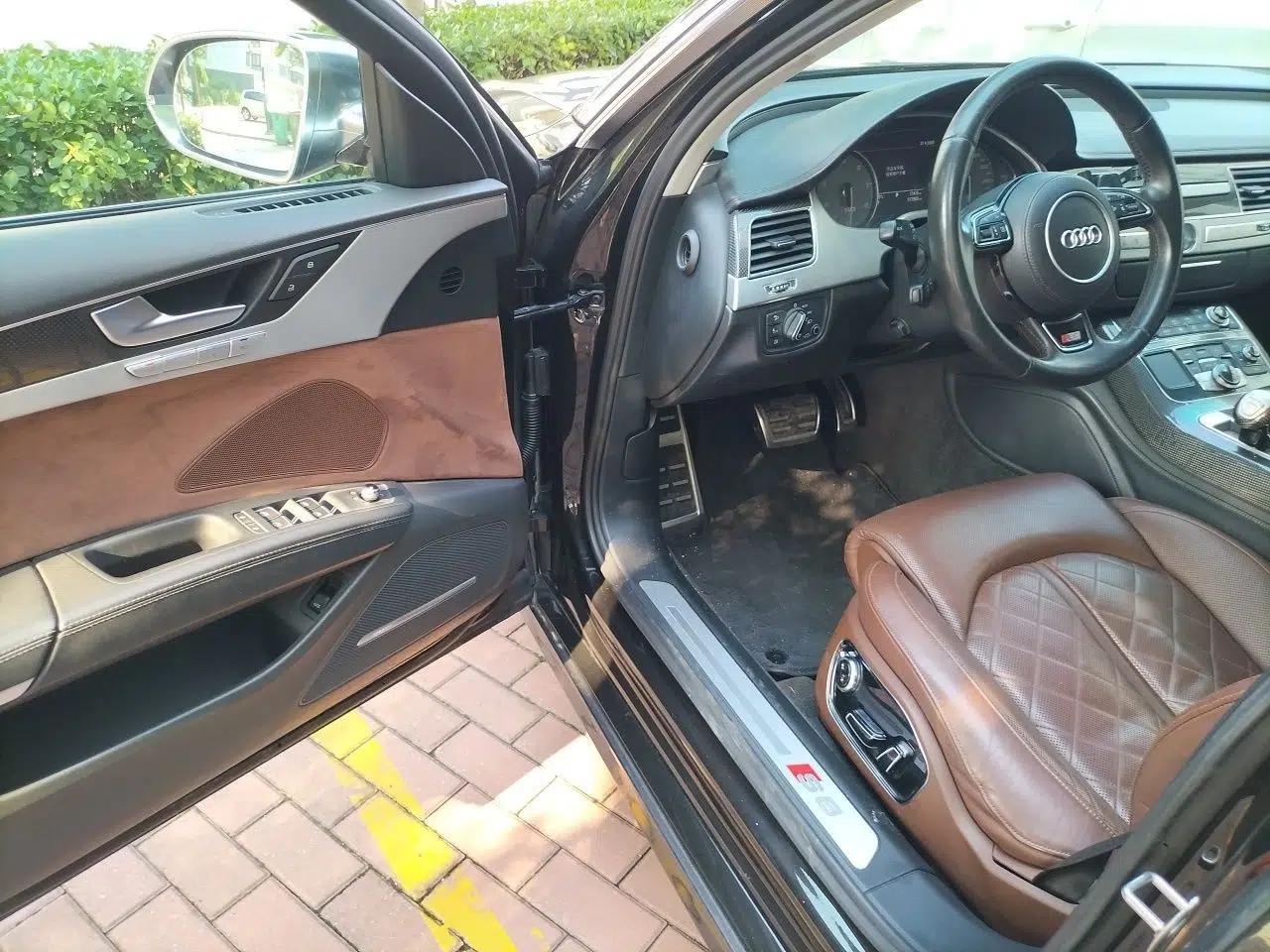 Audi S8 2013 S8 4.0TFSI quattro — миниатюра 16