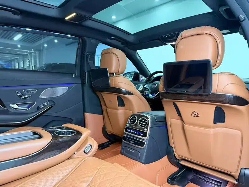Maybach S-Class 2020 S 450 4MATIC Collector's Edition — миниатюра 21