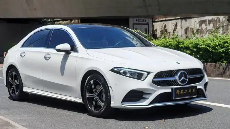 2022 Mercedes-Benz A-Class A 200 L Sport Sedan Fashion Edition — миниатюра 3