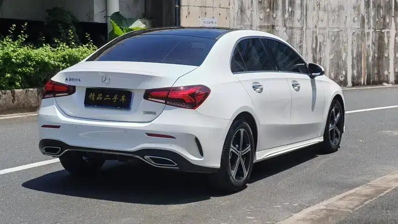 2022 Mercedes-Benz A-Class A 200 L Sport Sedan Fashion Edition — миниатюра 6