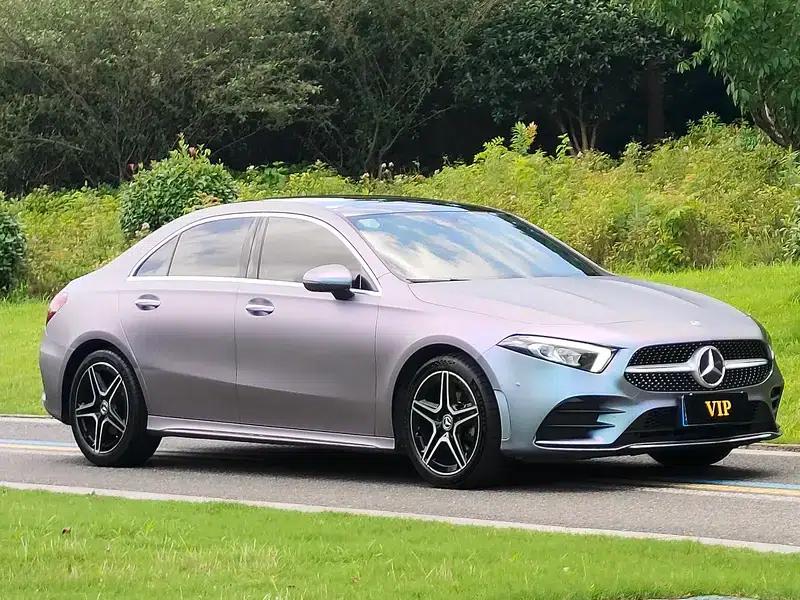 Mercedes-Benz A-Class 2019 A 200 L Sport Sedan First Edition — миниатюра 3