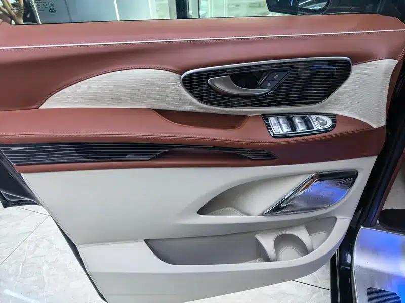 Vito 2021 2.0T Business Edition 7-seater — миниатюра 10