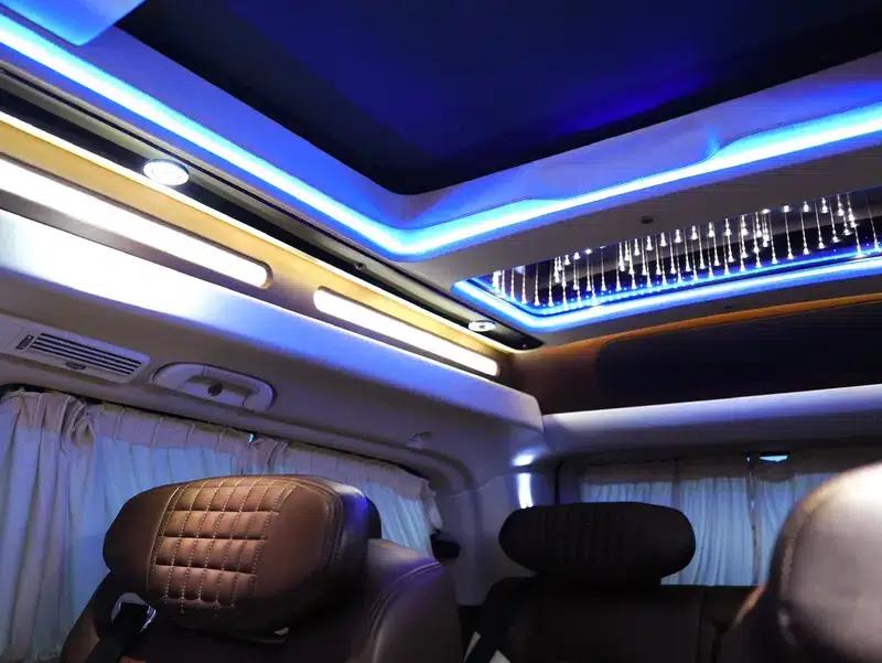 2015 Vito 3.0L Automatic Rear-Wheel Drive 7-Seater Factory Custom Edition — миниатюра 19