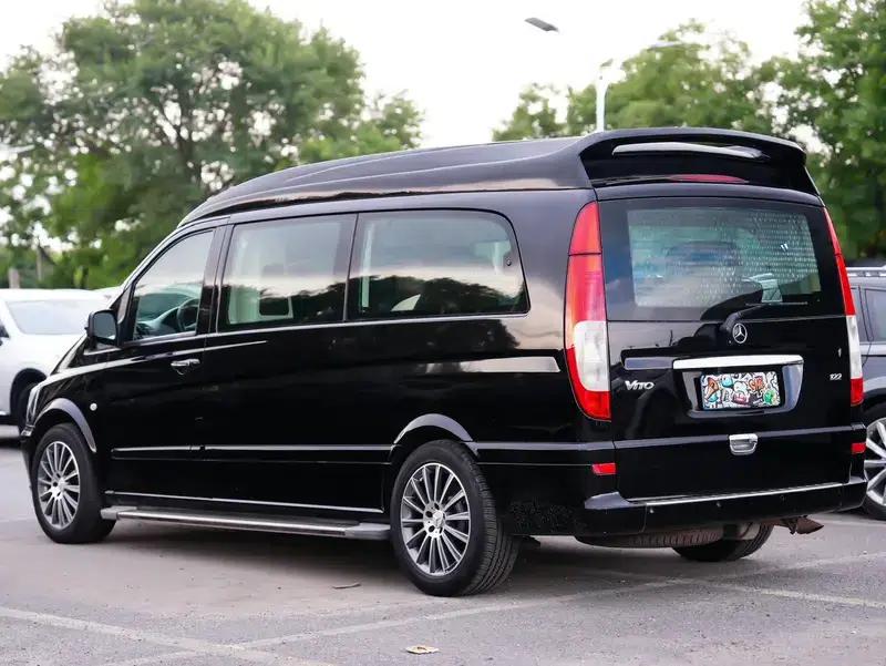2015 Vito 3.0L Automatic Rear-Wheel Drive 7-Seater Factory Custom Edition — миниатюра 3