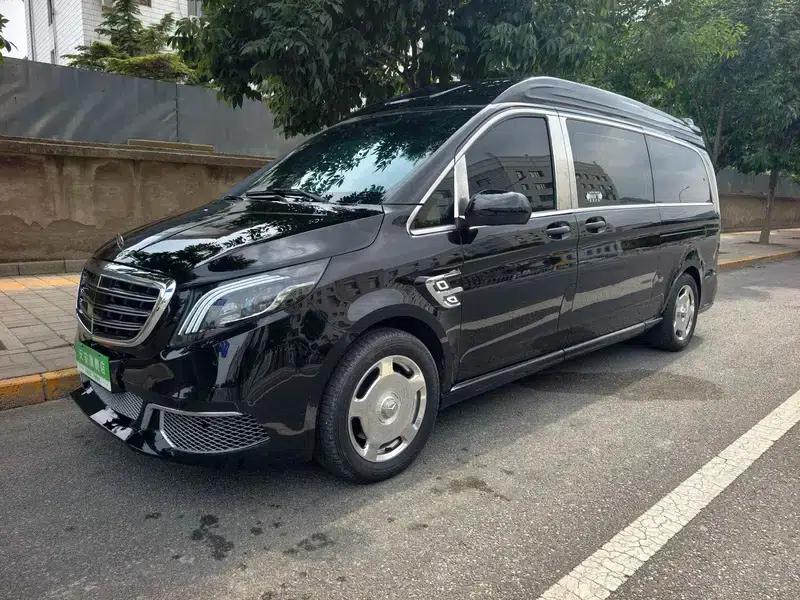 2022 Nissan Vito 2.0T Automatic Front-Wheel Drive 7-Seater Factory Custom Edition — миниатюра 1