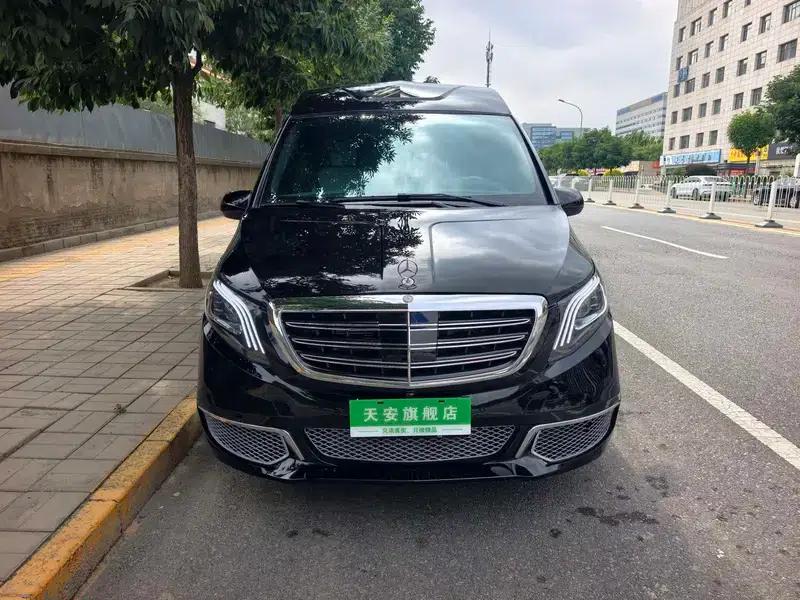 2022 Nissan Vito 2.0T Automatic Front-Wheel Drive 7-Seater Factory Custom Edition — миниатюра 2
