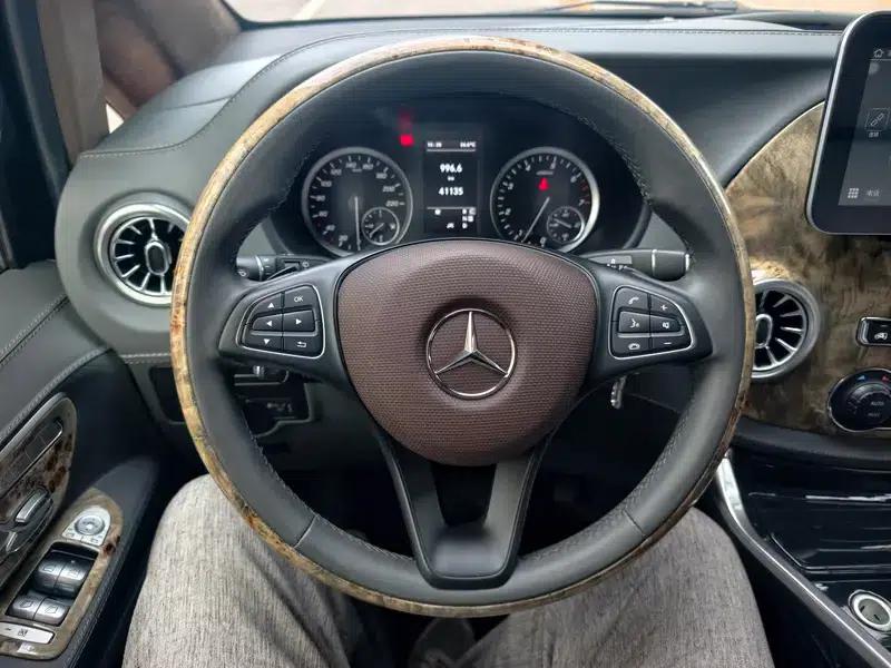 2022 Nissan Vito 2.0T Automatic Front-Wheel Drive 7-Seater Factory Custom Edition — миниатюра 17
