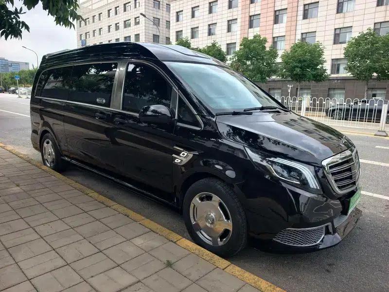 2022 Nissan Vito 2.0T Automatic Front-Wheel Drive 7-Seater Factory Custom Edition — миниатюра 3