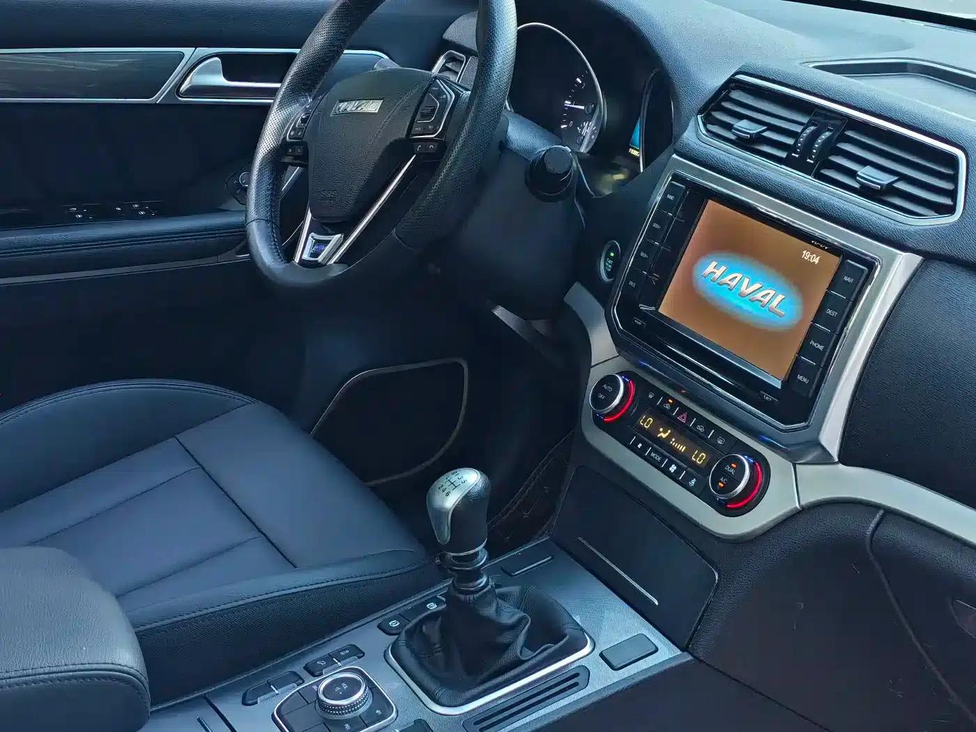 Haval H6 Coupe 2016 Blue Label 1.5T Manual 2WD Urban Edition — миниатюра 11
