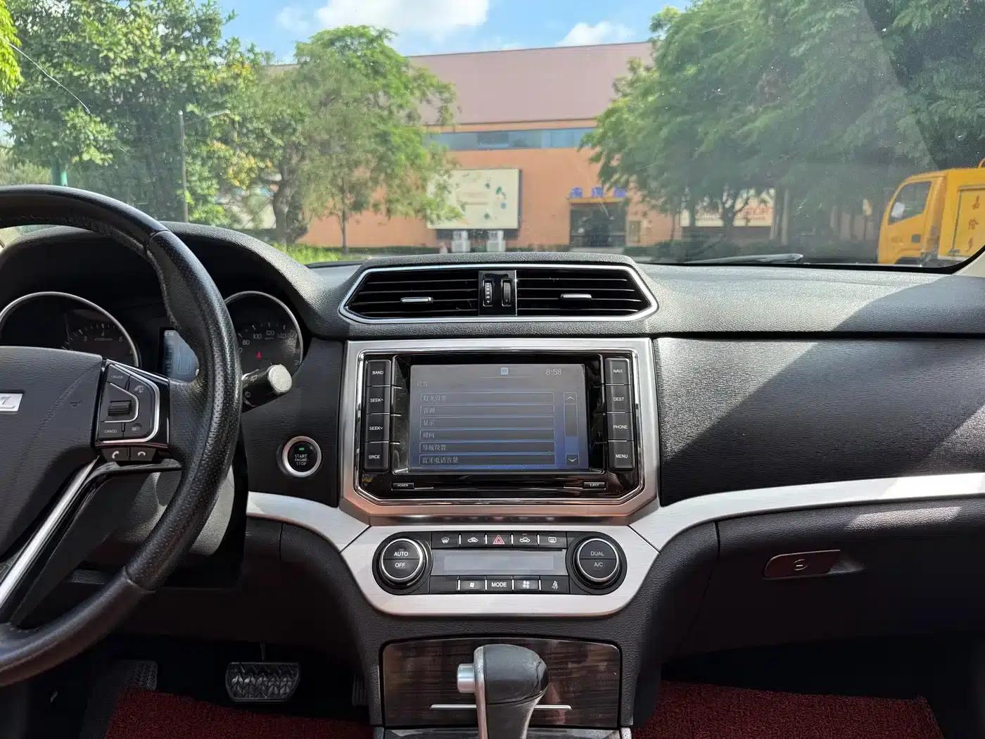 Haval H6 Coupe 2016 Blue Label 1.5T Automatic 2WD Urban Edition — миниатюра 13