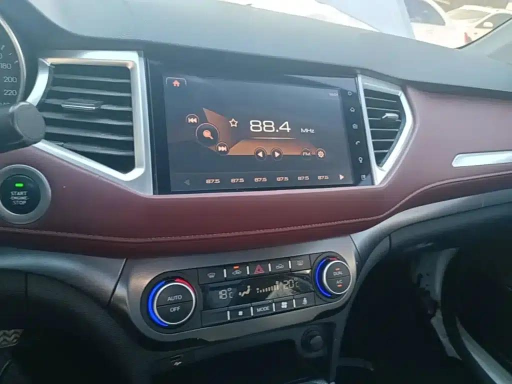 Haval H6 Coupe 2018 Red Label 1.5T Automatic 2WD Luxury — миниатюра 13
