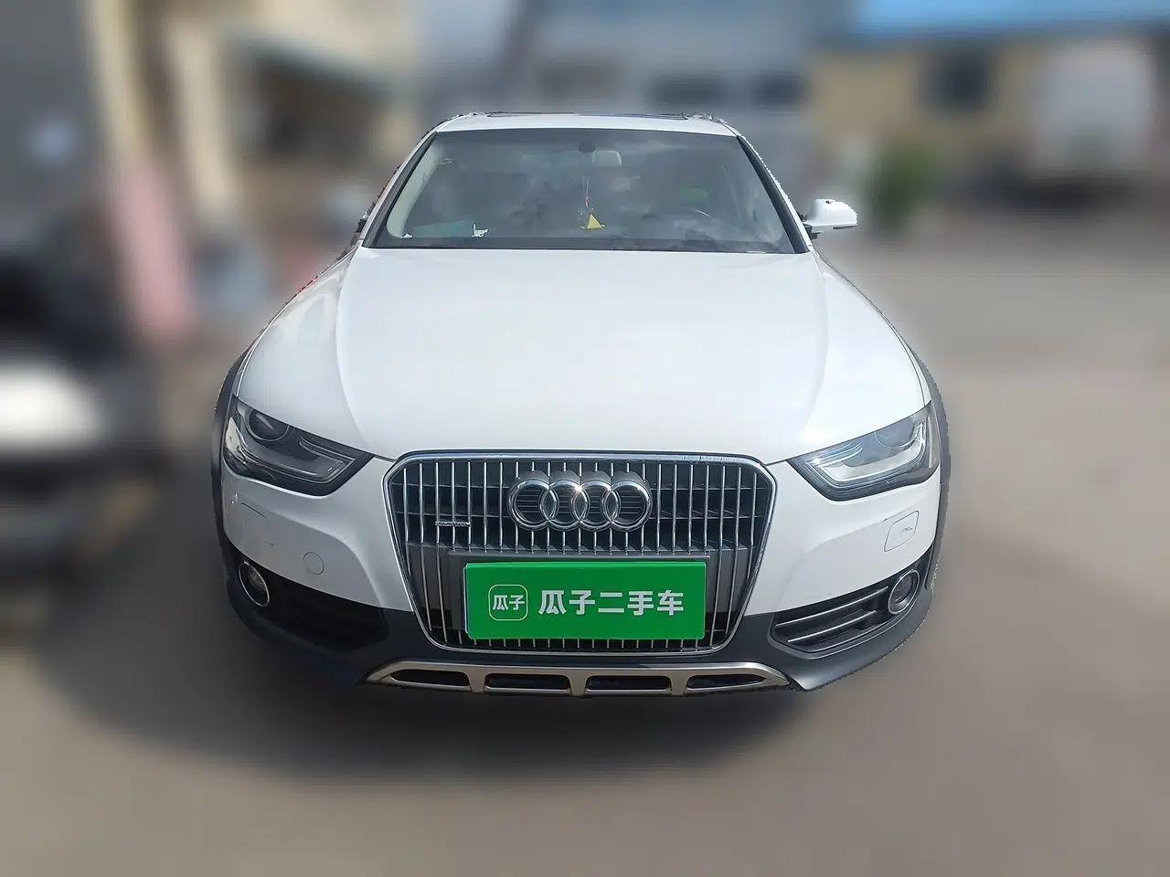Audi A4 2013 40 TFSI allroad quattro Comfort model — миниатюра 2