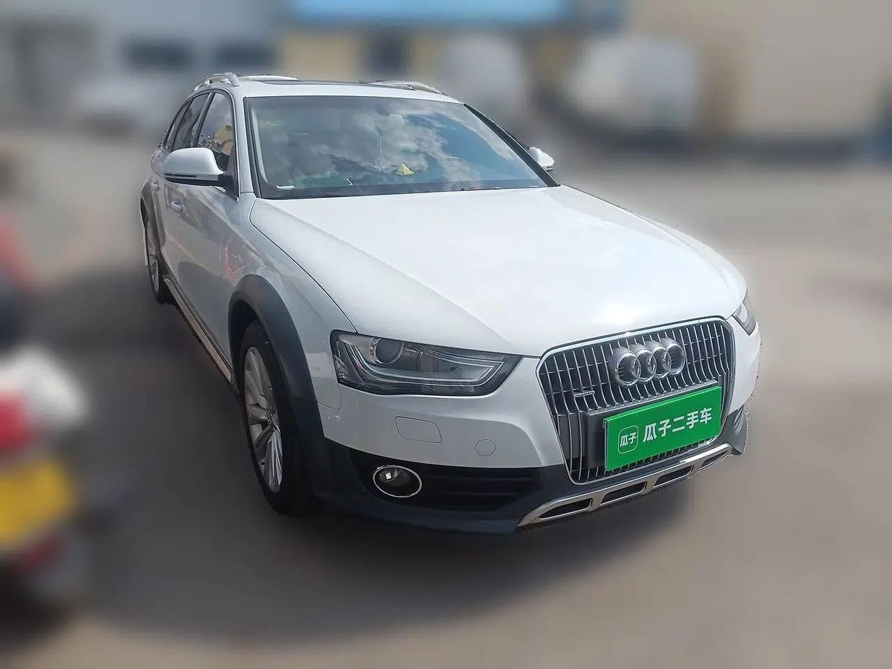 Audi A4 2013 40 TFSI allroad quattro Comfort model — миниатюра 3