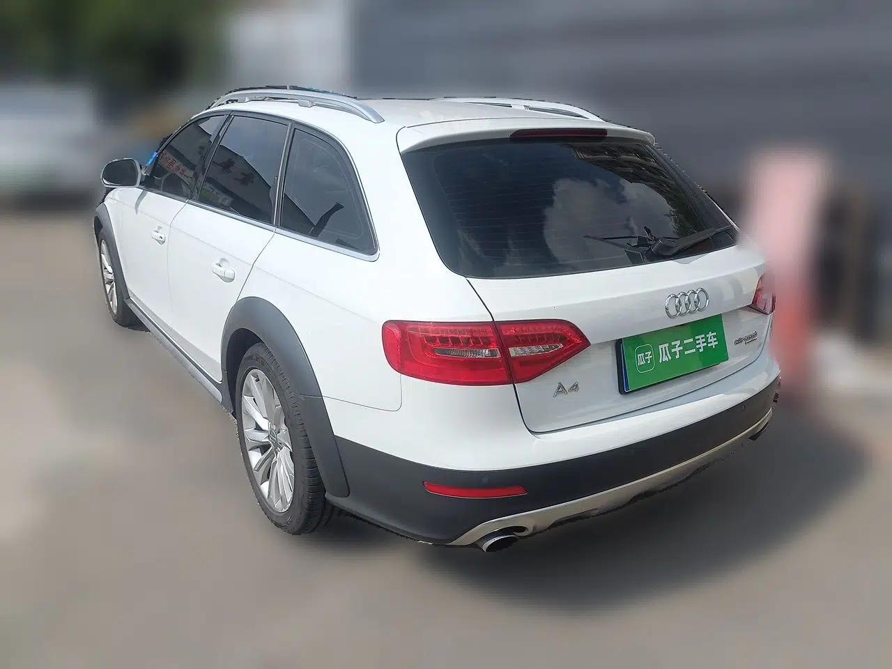 Audi A4 2013 40 TFSI allroad quattro Comfort model — миниатюра 4
