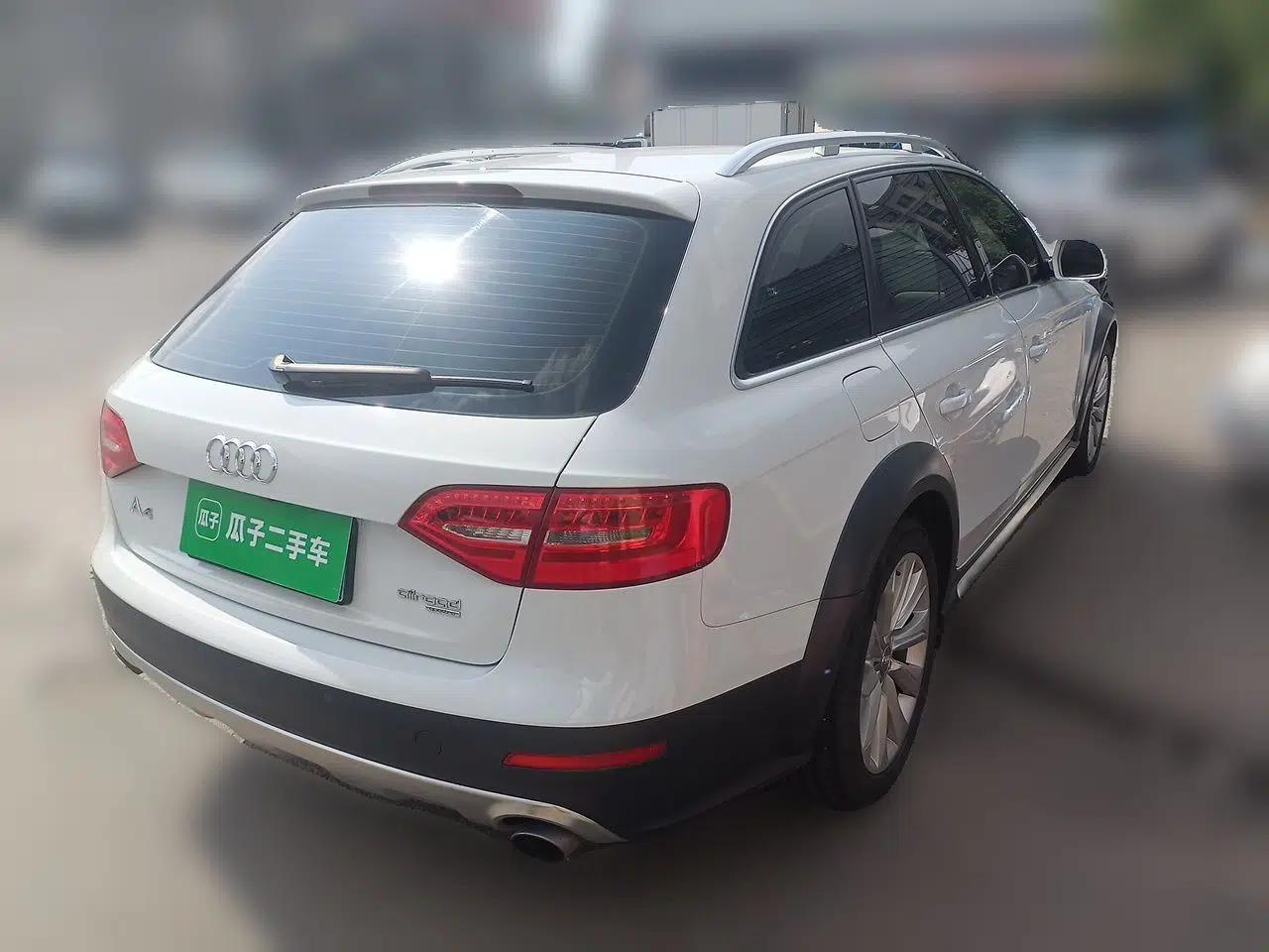 Audi A4 2013 40 TFSI allroad quattro Comfort model — миниатюра 6