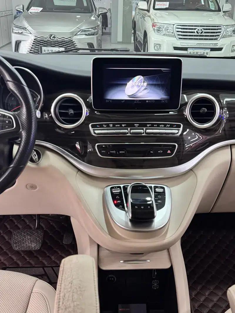 Mercedes-Benz V-Class 2017 V 260 Navigator Edition — миниатюра 6