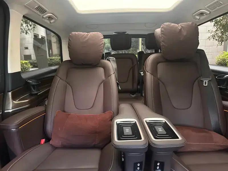 Mercedes-Benz V-Class 2022 V 260 L Long Wheelbase Luxury Edition — миниатюра 11