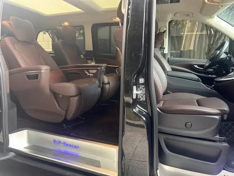 Mercedes-Benz V-Class 2022 V 260 L Long Wheelbase Luxury Edition — миниатюра 6