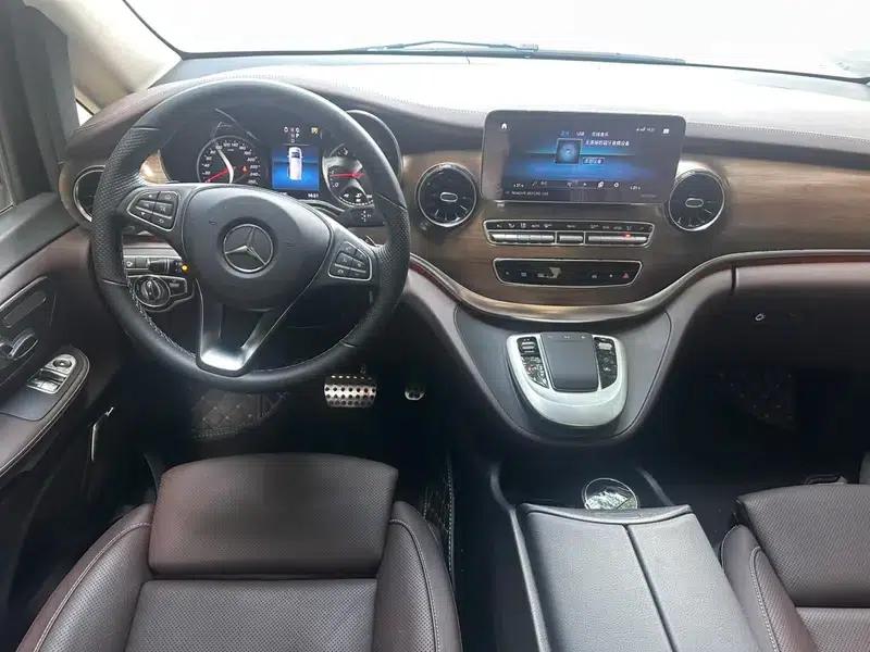 Mercedes-Benz V-Class 2022 V 260 L Long Wheelbase Luxury Edition — миниатюра 7