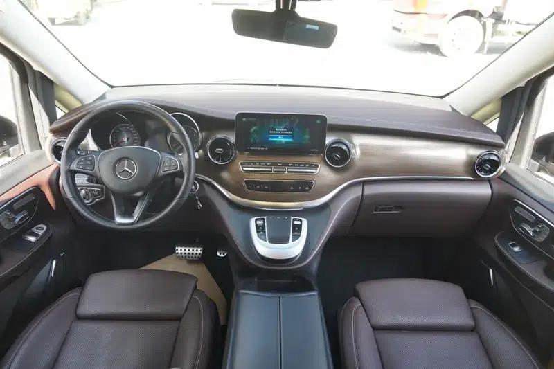 Mercedes-Benz V-Class 2022 V 260 L Long Wheelbase Luxury Edition — миниатюра 14