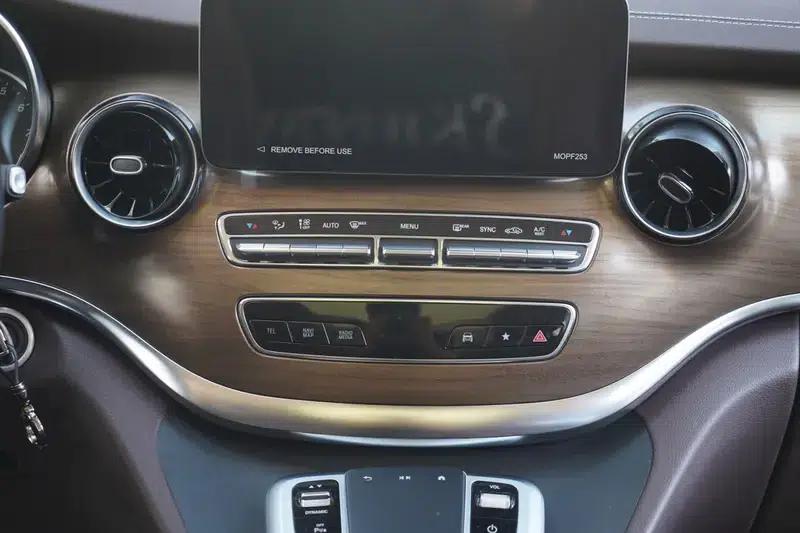 Mercedes-Benz V-Class 2022 V 260 L Long Wheelbase Luxury Edition — миниатюра 10