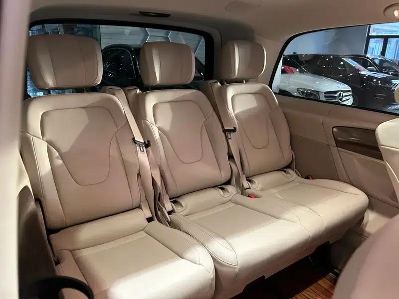Mercedes-Benz V-Class 2020 V 260 L Long Wheelbase Luxury Edition — миниатюра 18