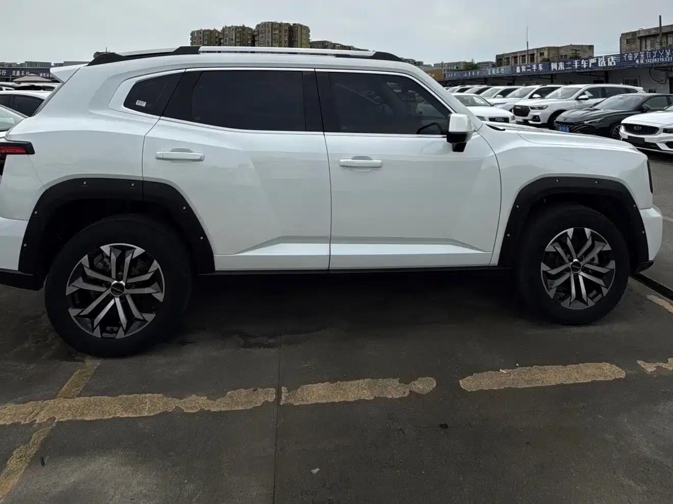 Haval Big Dog PLUS 2023 1.5T 2WD Trendy Wild Edition Plus — миниатюра 19