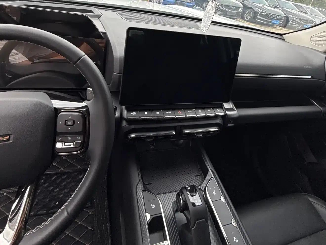 Haval Big Dog PLUS 2023 1.5T 2WD Trendy Wild Edition Plus — миниатюра 9