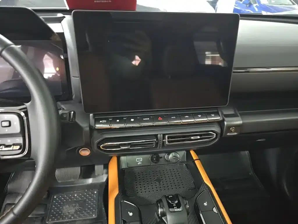 Haval Big Dog PLUS 2023 1.5T 2WD Trendy Wild Edition Plus — миниатюра 13
