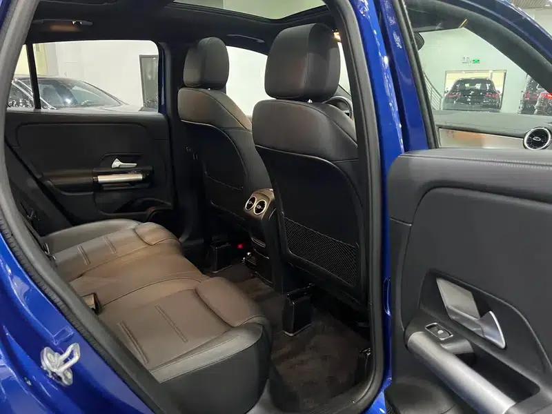 2024 Mercedes-Benz GLA 200 — миниатюра 23