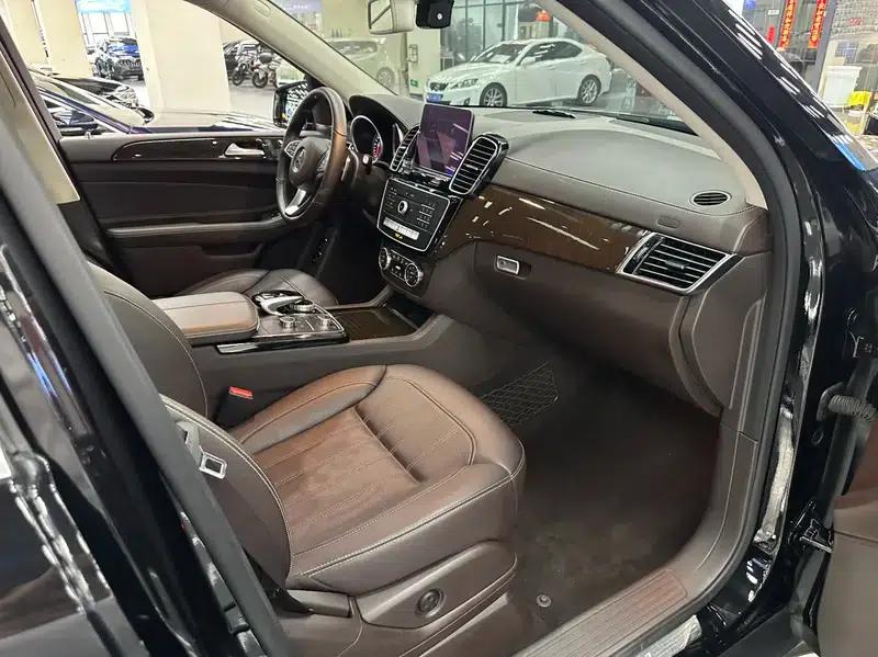 2019 Mercedes-Benz GLS 400 4MATIC Dynamic Edition — миниатюра 17
