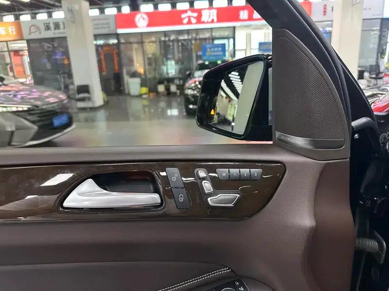 2019 Mercedes-Benz GLS 400 4MATIC Dynamic Edition — миниатюра 20