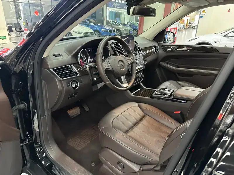 2019 Mercedes-Benz GLS 400 4MATIC Dynamic Edition — миниатюра 37