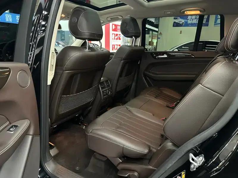2019 Mercedes-Benz GLS 400 4MATIC Dynamic Edition — миниатюра 39