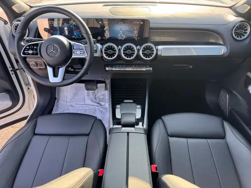 Mercedes-Benz GLB 2022 Fashion Edition — миниатюра 15