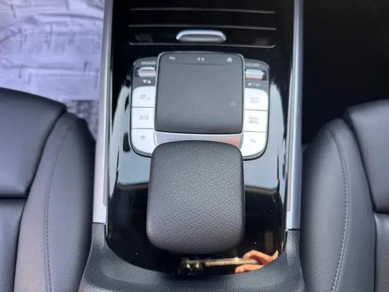 Mercedes-Benz GLB 2022 Fashion Edition — миниатюра 9